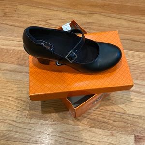 safe T step - mary jane style dance/comfort shoes